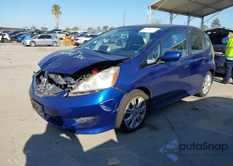2010 Honda Fit Sport из США, поврежденный, VIN JHMGE8H47AC024218